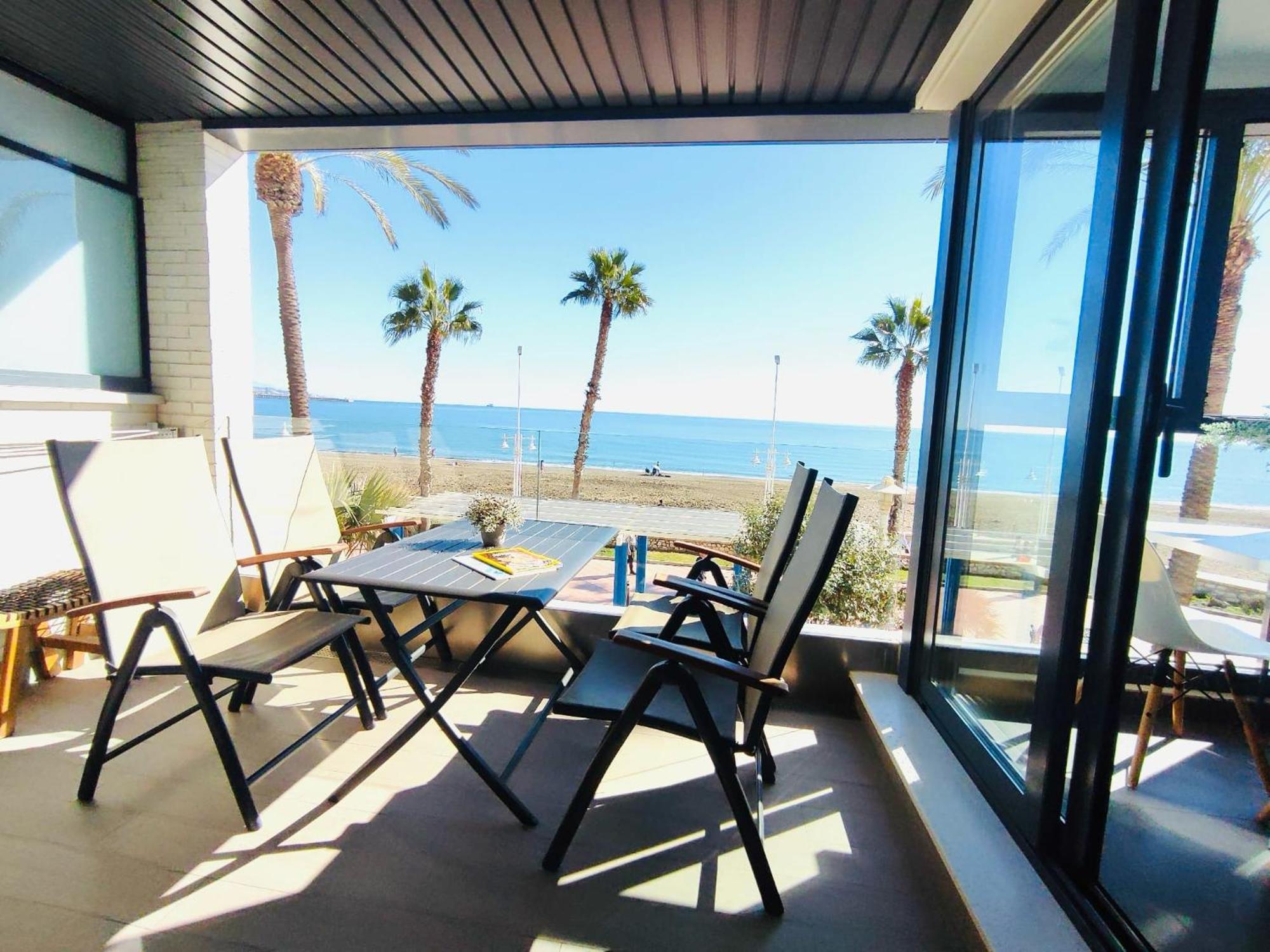 Gran Vivienda De Lujo Frente Al Mar Apartment Malaga Exterior photo