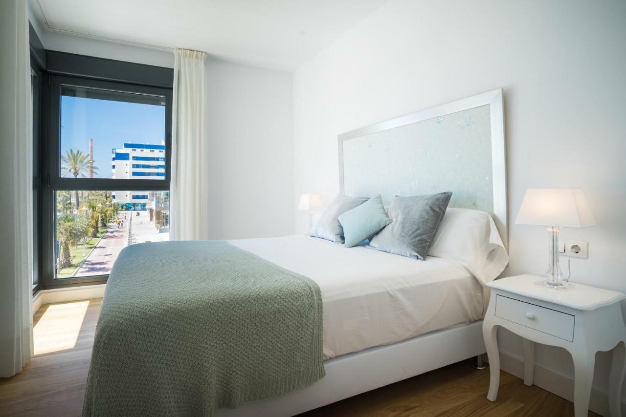 Gran Vivienda De Lujo Frente Al Mar Apartment Malaga Exterior photo